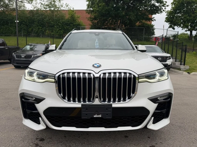 BMW X7 50i* M SPORT* INDIVIDUAL* BOWERS* МАСАЖ* МОНИТОРИ - автомобили, коли, обяви за нови и употребявани 1