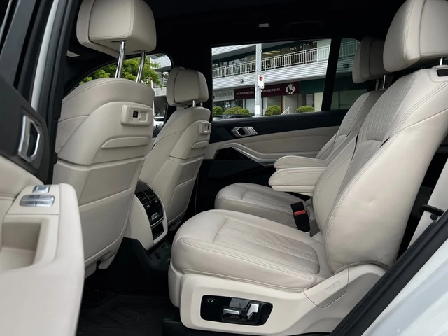 BMW X7 40i* M SPORT* LASER* HEAD UP* МАСАЖ* ОБДУХ* 360 - автомобили, коли, обяви за нови и употребявани 8