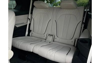BMW X7 40i* M SPORT* LASER* HEAD UP* МАСАЖ* ОБДУХ* 360 - автомобили, коли, обяви за нови и употребявани 9