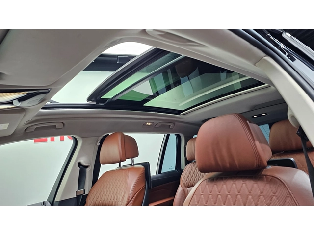 BMW X7 xDrive 40d Design Pure Excellence - автомобили, коли, обяви за нови и употребявани 12