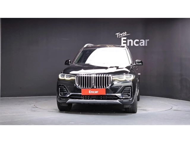 BMW X7 xDrive 40i Design Pure Excellence - автомобили, коли, обяви за нови и употребявани 2