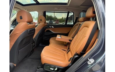 BMW X7 40i XDRIVE - автомобили, коли, обяви за нови и употребявани 8