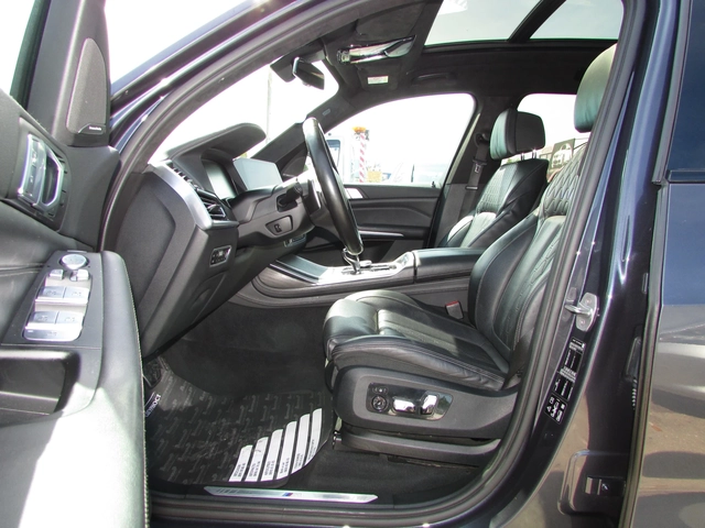 BMW X7 3.0d xDrive EU6D - автомобили, коли, обяви за нови и употребявани 7