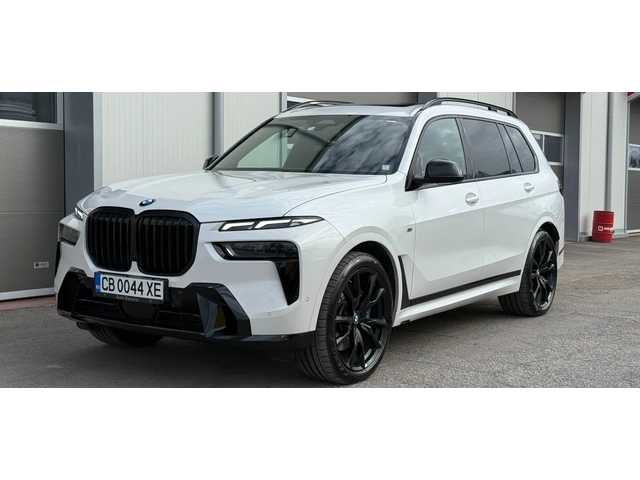 BMW X7 xDrive40i - автомобили, коли, обяви за нови и употребявани 0