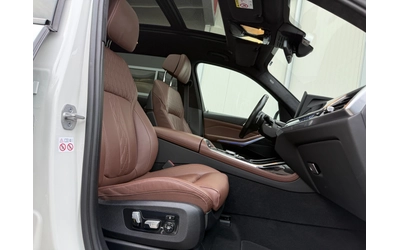 BMW X7 xDrive40i - автомобили, коли, обяви за нови и употребявани 10
