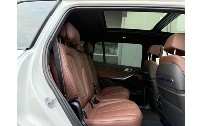 BMW X7 xDrive40i - автомобили, коли, обяви за нови и употребявани 11