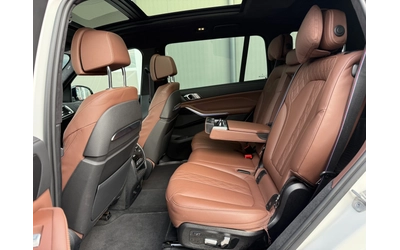 BMW X7 xDrive40i - автомобили, коли, обяви за нови и употребявани 12