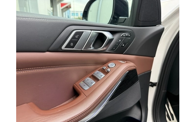 BMW X7 xDrive40i - автомобили, коли, обяви за нови и употребявани 15