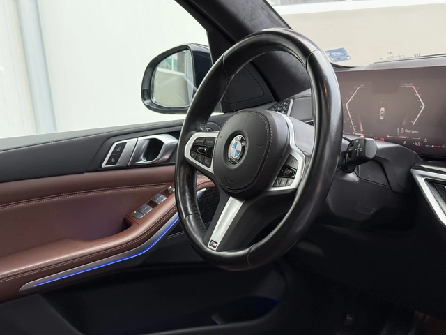 BMW X7 xDrive40i - автомобили, коли, обяви за нови и употребявани 8