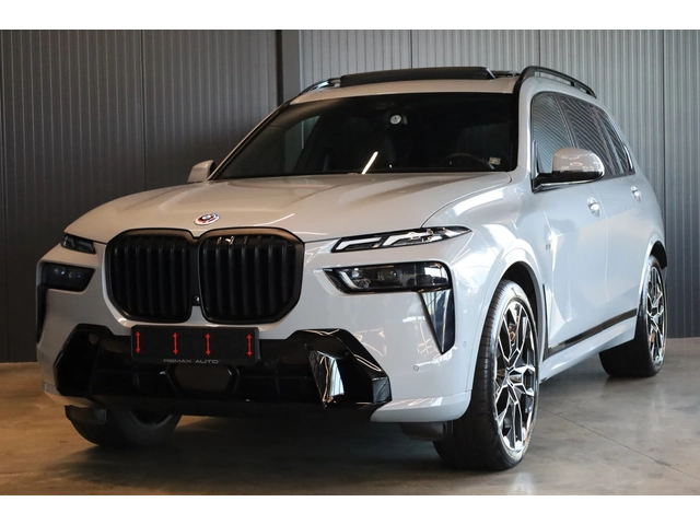 BMW X7 M SPORT PRO* XDRIVE* SWAROVSKI* SKY LOUNGE* 360* - автомобили, коли, обяви за нови и употребявани 3