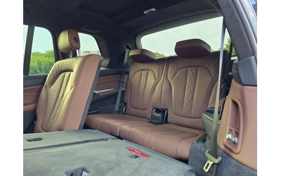 BMW X7 M50 d X drive* M pack* Individual* Pano* 7 mesta* - автомобили, коли, обяви за нови и употребявани 12
