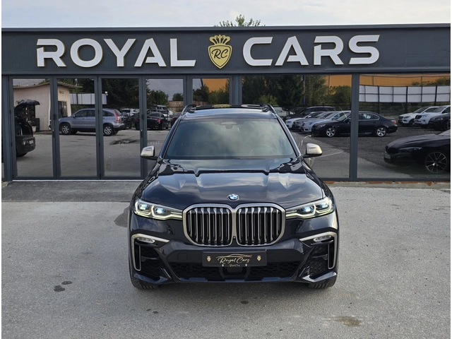 BMW X7 M50 d X drive* M pack* Individual* Pano* 7 mesta* - автомобили, коли, обяви за нови и употребявани 1