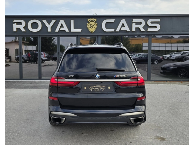 BMW X7 M50 d X drive* M pack* Individual* Pano* 7 mesta* - автомобили, коли, обяви за нови и употребявани 4