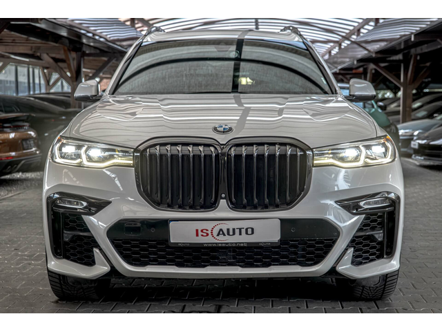 BMW X7 M50i/Harman Kardon/SKY Lounge/Кристал/Камера 360/HuD - автомобили, коли, обяви за нови и употребявани 0