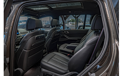 BMW X7 M60I/Harman Kardon/Панорама/Камера 360/Карбон/Aero Packet - автомобили, коли, обяви за нови и употребявани 9