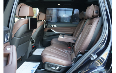 BMW X7 X7 3.0d xDrive M Package Individual Shadow Line - автомобили, коли, обяви за нови и употребявани 12