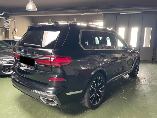 BMW X7 X7 4.0d xDrive M-Pack - автомобили, коли, обяви за нови и употребявани 3