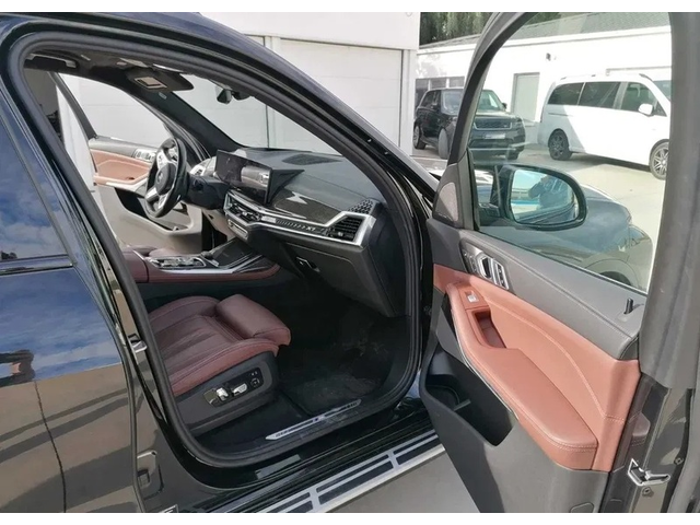 BMW X7 X7 40d xDrive M-Sport - автомобили, коли, обяви за нови и употребявани 6