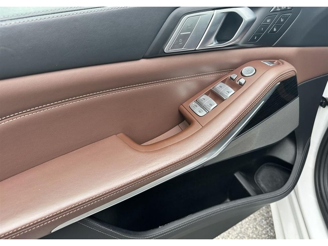 BMW x7 x7 M50d - автомобили, коли, обяви за нови и употребявани 5