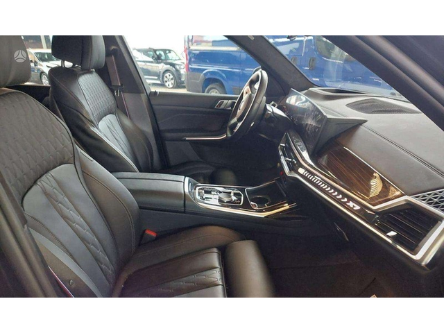 BMW X7 X7 xDrive 40d - автомобили, коли, обяви за нови и употребявани 5