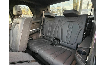 BMW X7 X7 
xDrive 40d M-Sport Pro - автомобили, коли, обяви за нови и употребявани 10