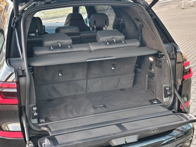 BMW X7 X7 
xDrive 40d M-Sport Pro - автомобили, коли, обяви за нови и употребявани 4