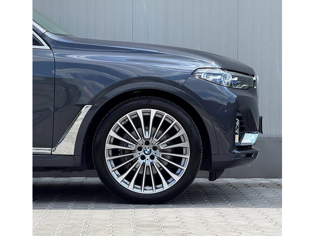BMW X7 X7 xDrive30d - автомобили, коли, обяви за нови и употребявани 4
