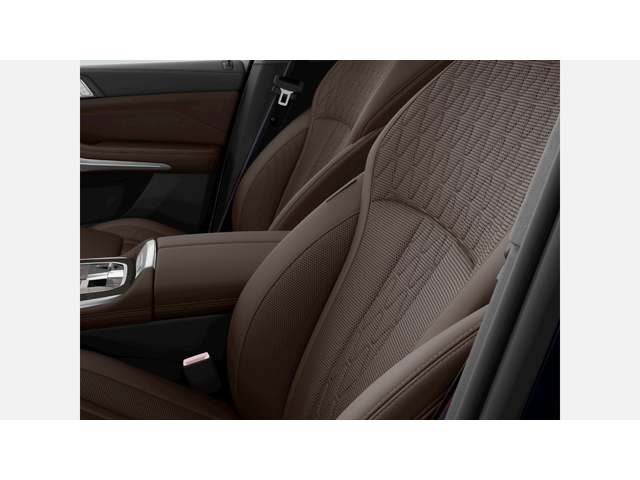 BMW X7 xDrive40d - автомобили, коли, обяви за нови и употребявани 8