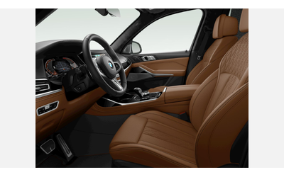 BMW X7 xDrive40d - автомобили, коли, обяви за нови и употребявани 7