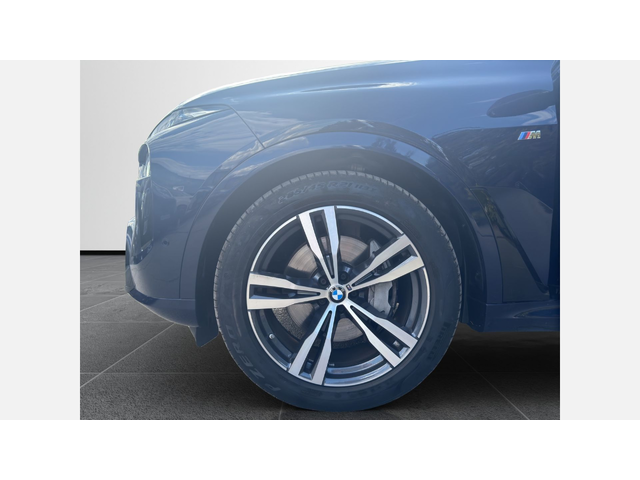 BMW X7 xDrive40d - автомобили, коли, обяви за нови и употребявани 4