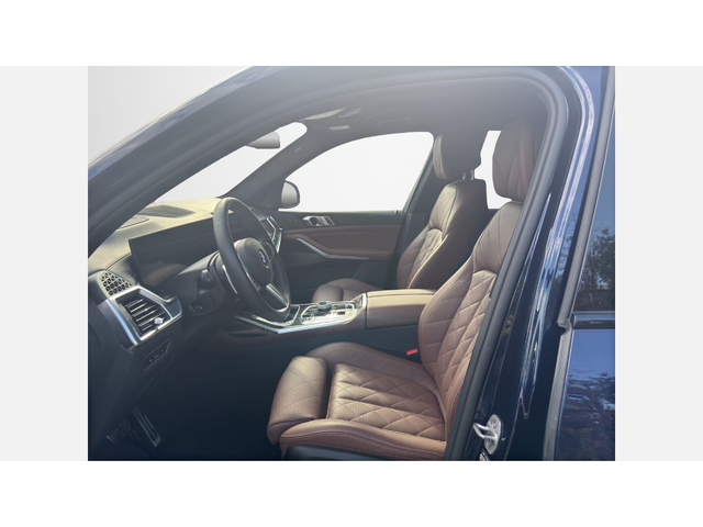 BMW X7 xDrive40d - автомобили, коли, обяви за нови и употребявани 5