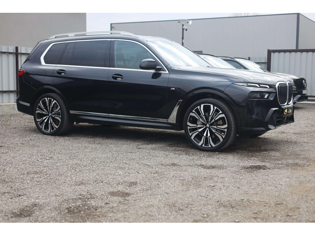 BMW X7 X7 - автомобили, коли, обяви за нови и употребявани 12