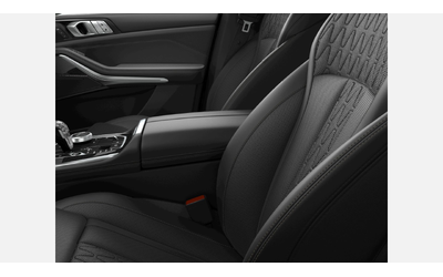 BMW X7 xDrive40i - автомобили, коли, обяви за нови и употребявани 8