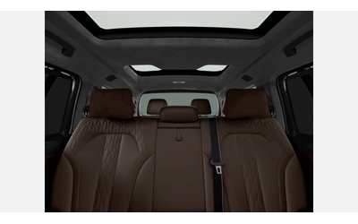 BMW X7 xDrive40i - автомобили, коли, обяви за нови и употребявани 11