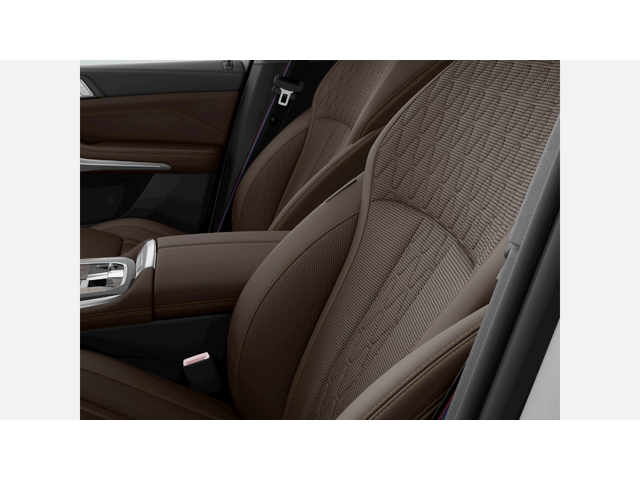 BMW X7 xDrive40i - автомобили, коли, обяви за нови и употребявани 8