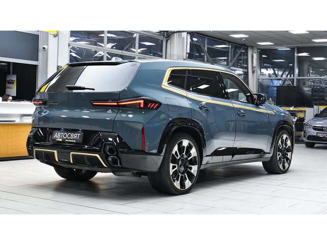 BMW XM 4.4 V8 xDrive Drivers Package - автомобили, коли, обяви за нови и употребявани 5