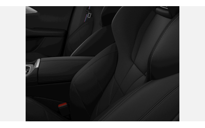 BMW XM - автомобили, коли, обяви за нови и употребявани 8