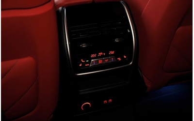 BMW XM XM 4.4 V8 Plug-in Hybrid xDrive - автомобили, коли, обяви за нови и употребявани 13