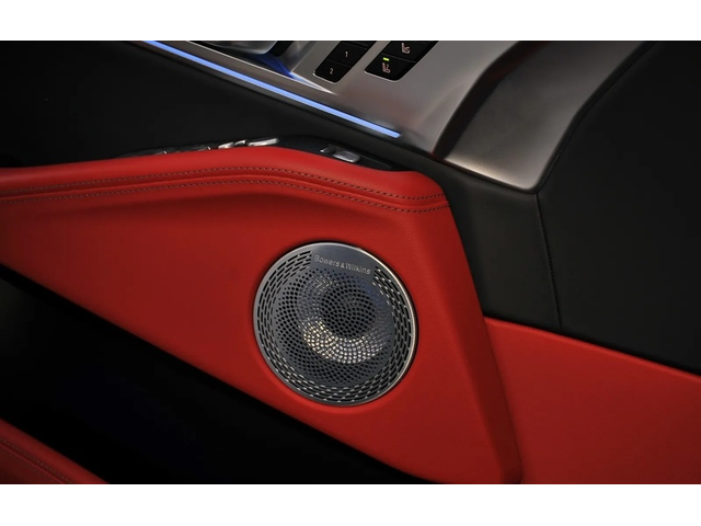 BMW XM XM 4.4 V8 Plug-in Hybrid xDrive - автомобили, коли, обяви за нови и употребявани 8