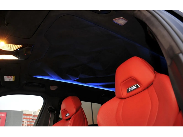 BMW XM XM 4.4 V8 Plug-in Hybrid xDrive - автомобили, коли, обяви за нови и употребявани 9