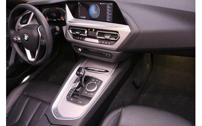 BMW Z4 sDrive20i Sport - автомобили, коли, обяви за нови и употребявани 8