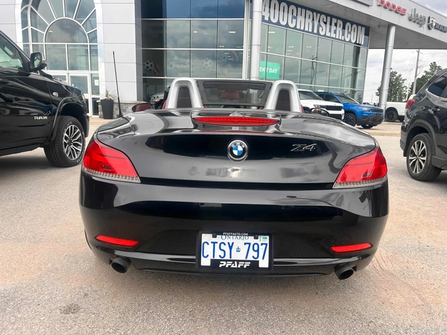 BMW Z4 sDrive35i / CARFAX - автомобили, коли, обяви за нови и употребявани 3