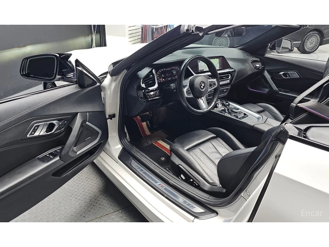 BMW Z4 2.0* M* SPORT* HARMON* KARDON* ХЕДЪП* ДИСТРОНИК* - автомобили, коли, обяви за нови и употребявани 4