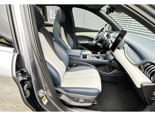 BYD Atto3 60 kwh/Desing - автомобили, коли, обяви за нови и употребявани 12