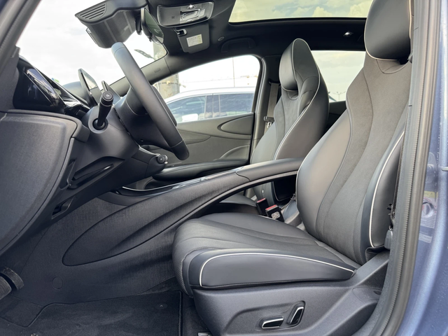 BYD Dolphin Design/60Kw/Panorama/360/Keyless/Led - автомобили, коли, обяви за нови и употребявани 9
