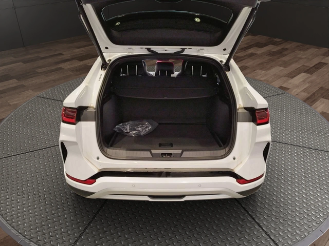 BYD Seal U DM-i 1.5i PLUG-IN HYBRID - автомобили, коли, обяви за нови и употребявани 12