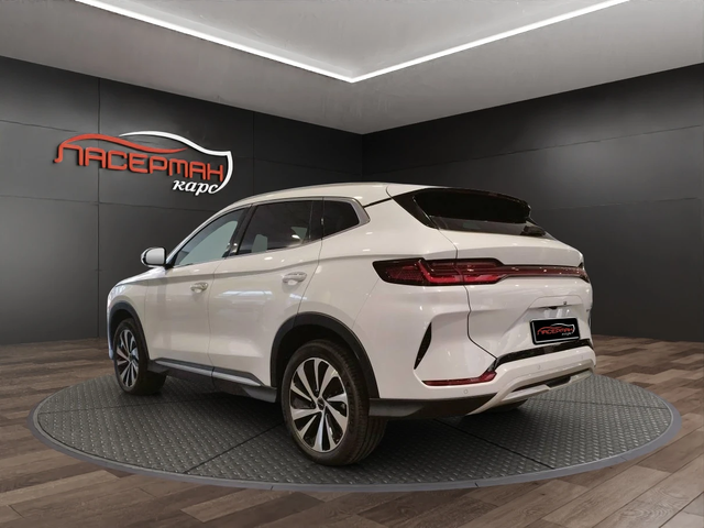 BYD Seal U DM-i 1.5i PLUG-IN HYBRID - автомобили, коли, обяви за нови и употребявани 2