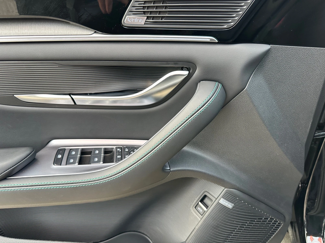BYD Seal U 26kw/125 km electric range/DM-i Plug-in hibrid - автомобили, коли, обяви за нови и употребявани 7