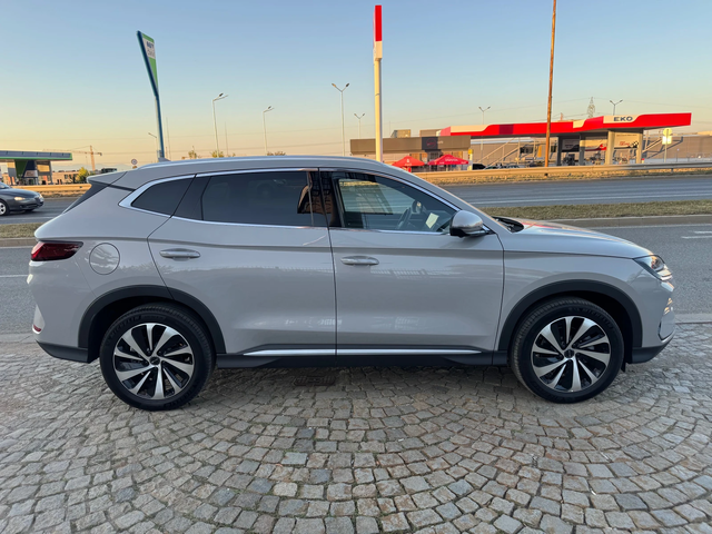 BYD Seal 26kw/125 km electric range/U DM-i Plug-in hibrid - автомобили, коли, обяви за нови и употребявани 4