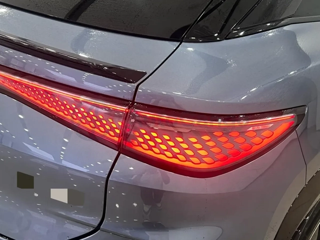 BYD Sealion 7 - автомобили, коли, обяви за нови и употребявани 4